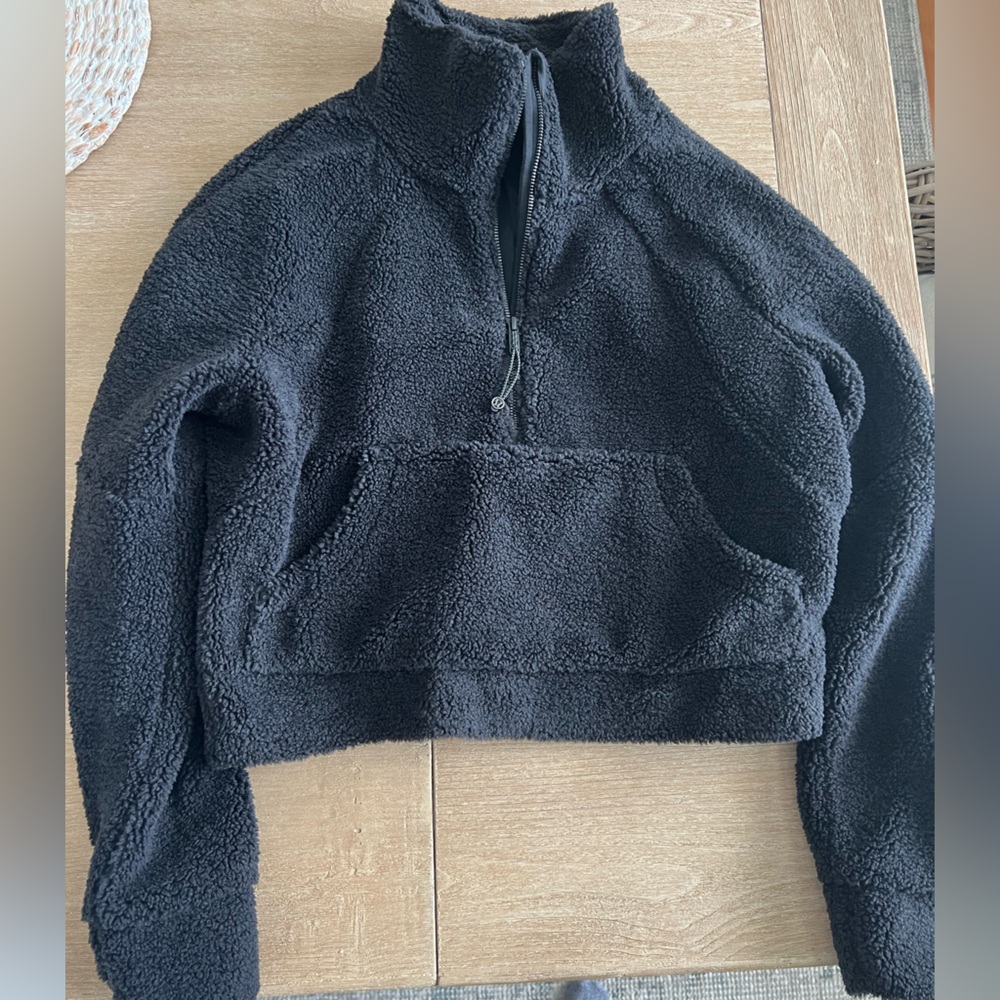 Lululemon Scuba Black Fleece half zip XS/S